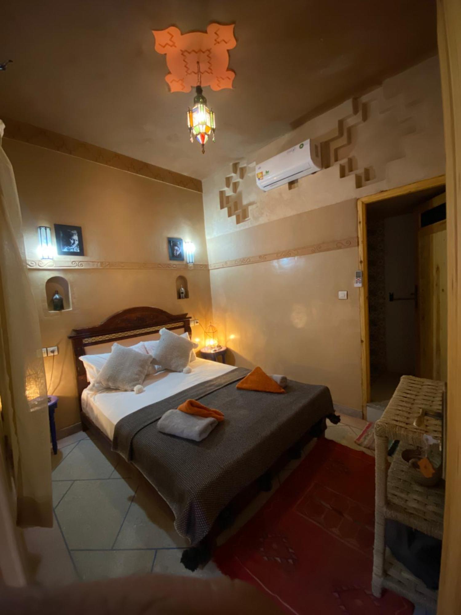 Berber Nomad Kasbah Bed & Breakfast Nkob Exterior photo