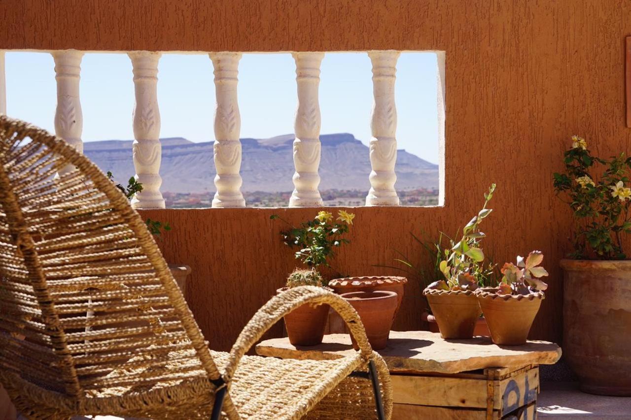 Berber Nomad Kasbah Bed & Breakfast Nkob Exterior photo