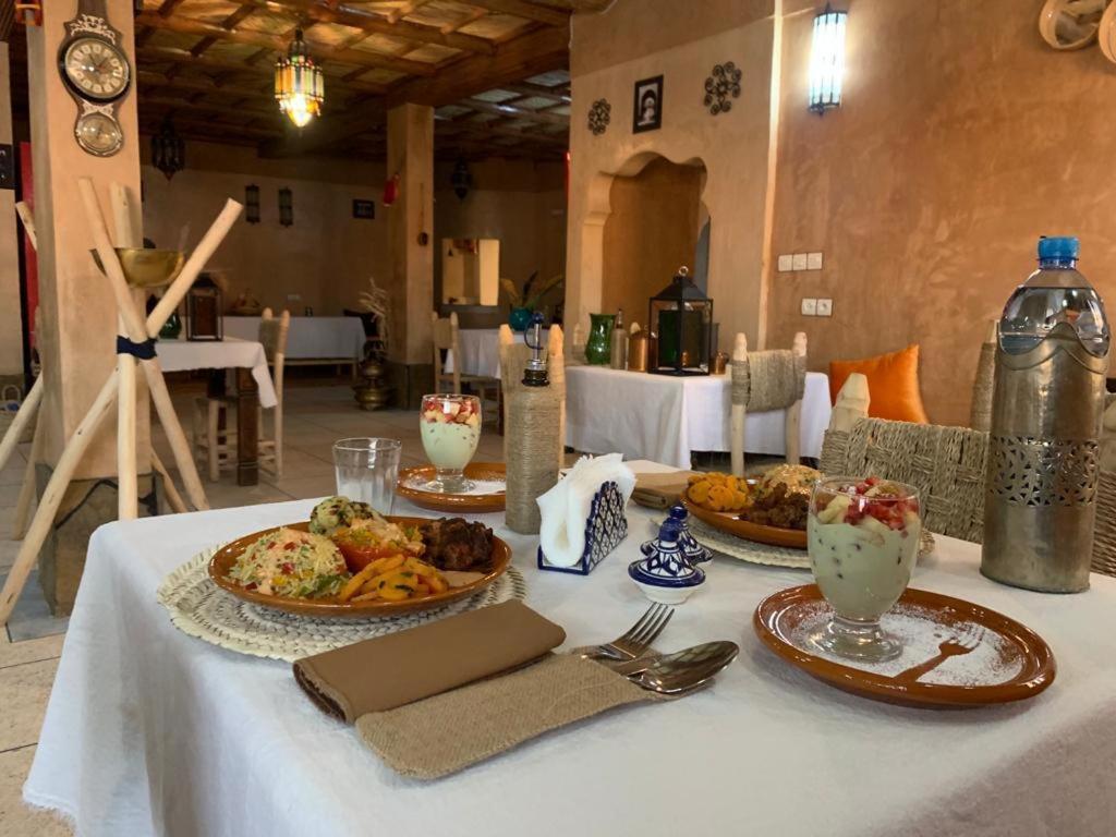 Berber Nomad Kasbah Bed & Breakfast Nkob Exterior photo