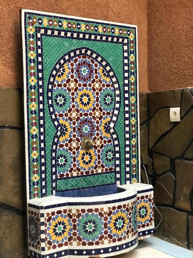 Berber Nomad Kasbah Bed & Breakfast Nkob Exterior photo
