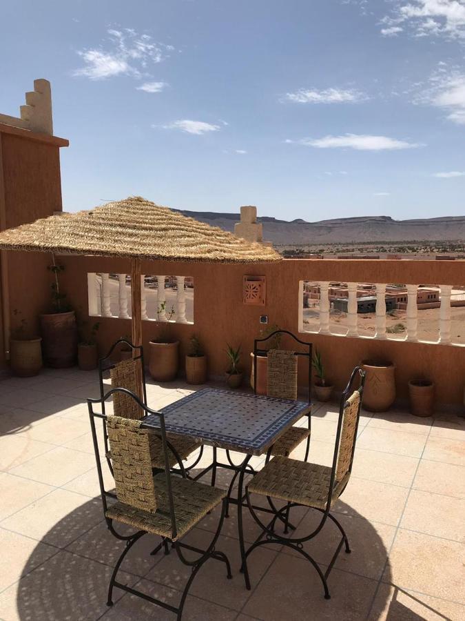 Berber Nomad Kasbah Bed & Breakfast Nkob Exterior photo